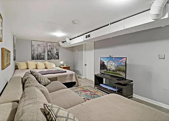 Apartment Cozy North Side Oasis